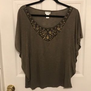 EUC - MATERNITY TOP